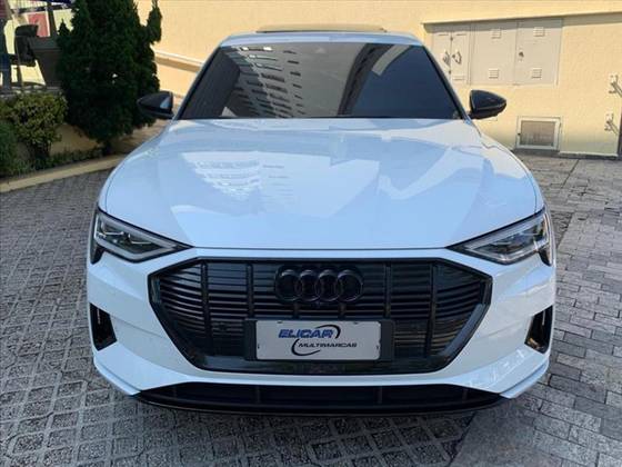 AUDI E-TRON ELÉTRICO SPORTBACK PERFORMANCE QUATTRO